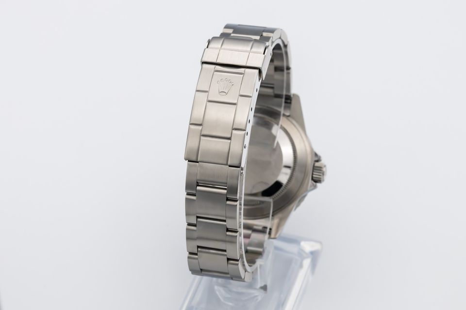Rolex Submariner 16610 Image 3